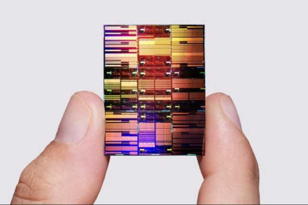 IBM hails new 'block of flats' design breakthrough for ultra tiny chips