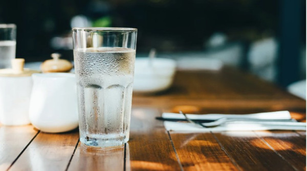 7 Science-Based Health Benefits of Drinking Enough Water