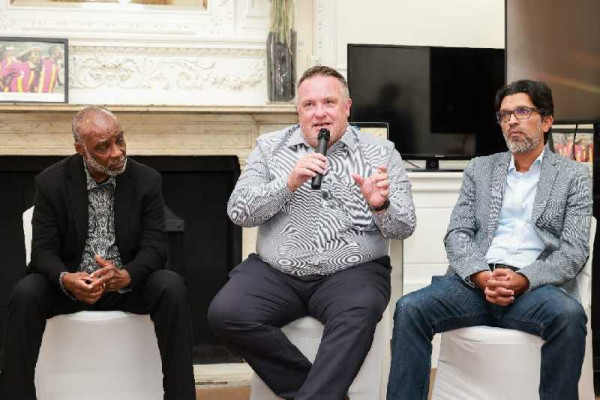 Ghana positions itself as preferred outsourcing hub at London roundtable