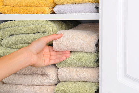 Keep Your Linen Closet Smelling Fresh and Clean