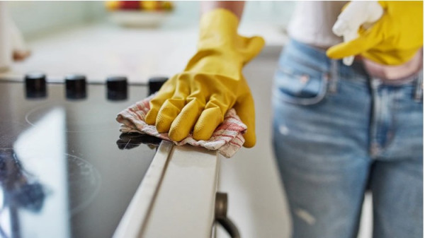 The Difference Between Disinfecting and Sterilizing