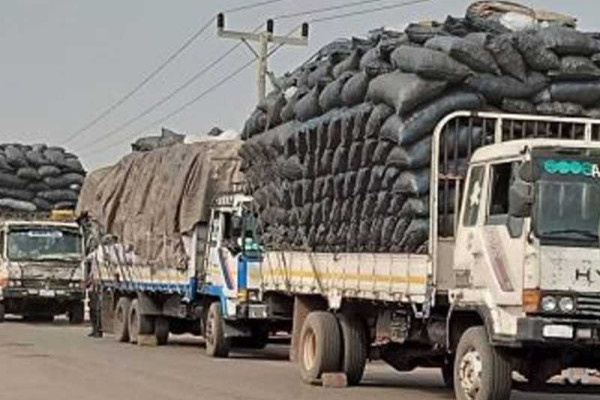 Police introduce Operation PAILES to check insecure loading vehicles