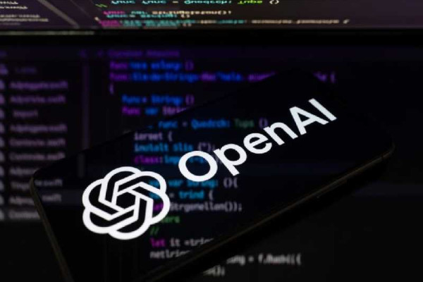 OpenAI’s new flagship model deletes files on its own, people keep warning