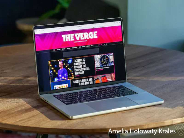 Apple’s 14- and 16-inch MacBook Pros might not arrive until next March