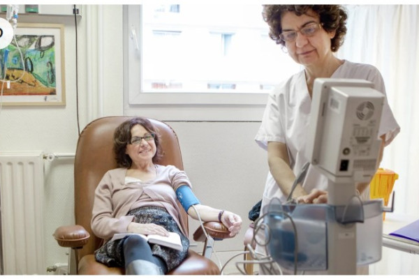 Chemotherapy vs. Radiation: How Do They Differ?