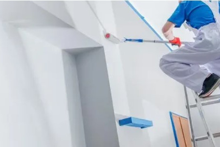 Should My Ceilings and Walls Be Painted the Same Color?