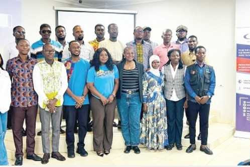 Media urged to strengthen fact-checking skills