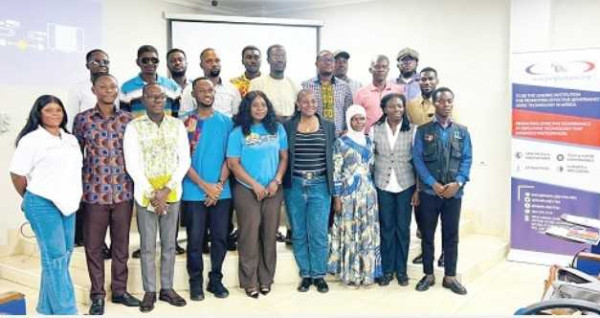 Media urged to strengthen fact-checking skills