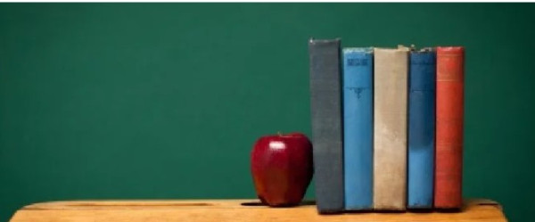 How to Design and Build a Vintage School Desk