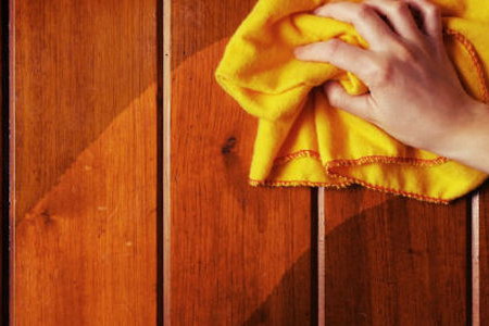 5 Ways to Remove Water Spots from Wood