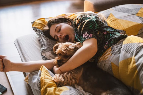 Want to Slow Your Biological Aging? Sleeping 6.4 to 7.8 Hours a Night May Help