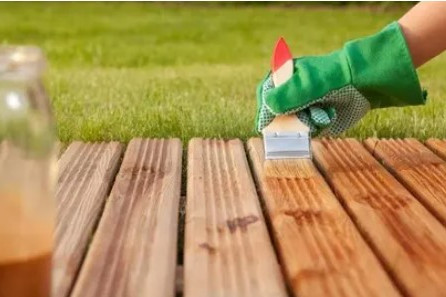 Tips for Selecting an Exterior Wood Finish