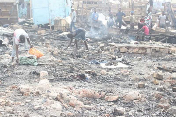 Avenor fire outbreak renders 600 homeless, destroys 450 wooden structures, metal containers