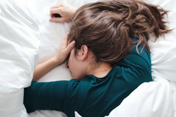 Here’s What Getting Less Than 7 Hours of Sleep a Night Can Do to You