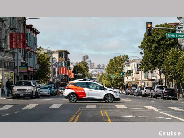 Cruise, Waymo get OK to launch robotaxi service in San Francisco