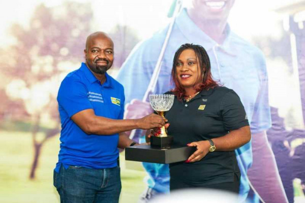 Nafiu and Cynthia Domfe wins 2021 MTN AshantiFest Golf tournament