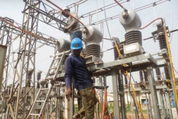 Major power outages caused by transient tripping—ECG