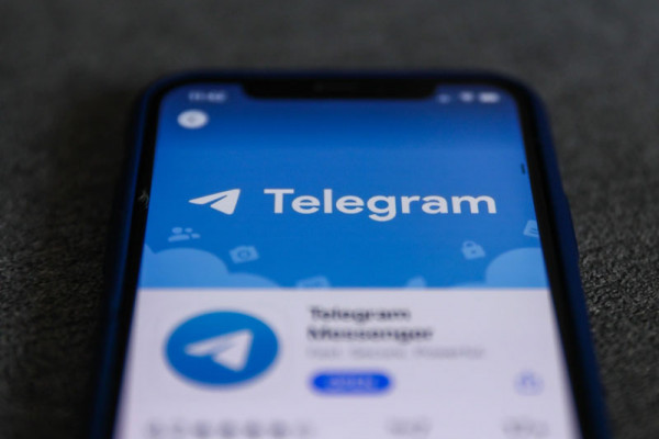 Telegram tops 700 million users, launches premium tier