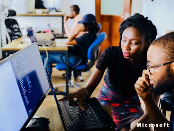 Microsoft partners with VCs, accelerators to back 10,000 startups in Africa