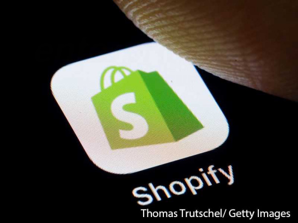  Shopify acquires shipping logistics startup Deliverr for $2.1B