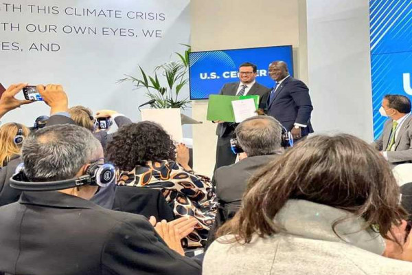 Ghana signs unto LEAF Coalition at UN climate change conference 