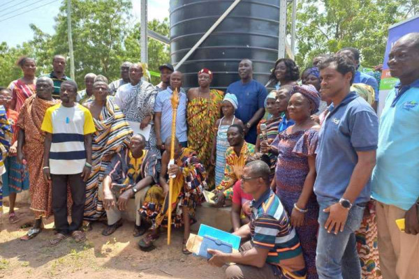 VRA commissions Ghc 60,000.00 solar powered water facility in Battorkope