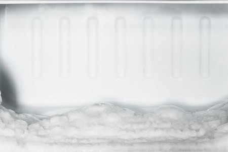 How to Defrost a Freezer 