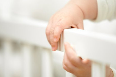 How to Make Sure Your Baby Crib Is Safe 