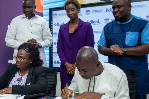 Hollard Ghana and GIJ sign MOU to enable students’ better future