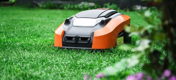 6 Robotic Lawn Mowers You Can Get Right Now 