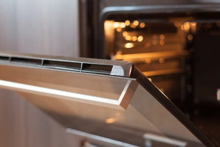 How Does an Electric Oven Work? 