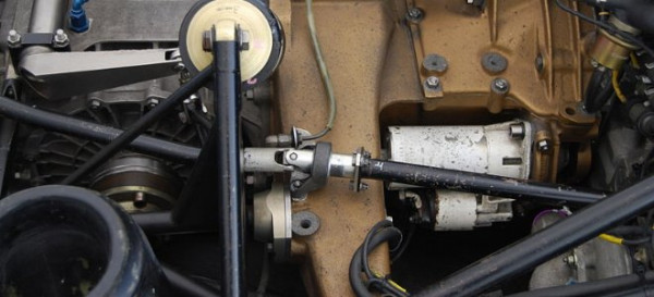 How to Adjust a Vehicle’s Shift Linkage