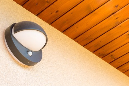Porch Light Not Working? Here's How to Troubleshoot