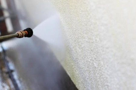 Removing Mold and Stains from Stucco 
