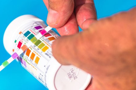 How to Use Muriatic Acid in Pools and Spas 